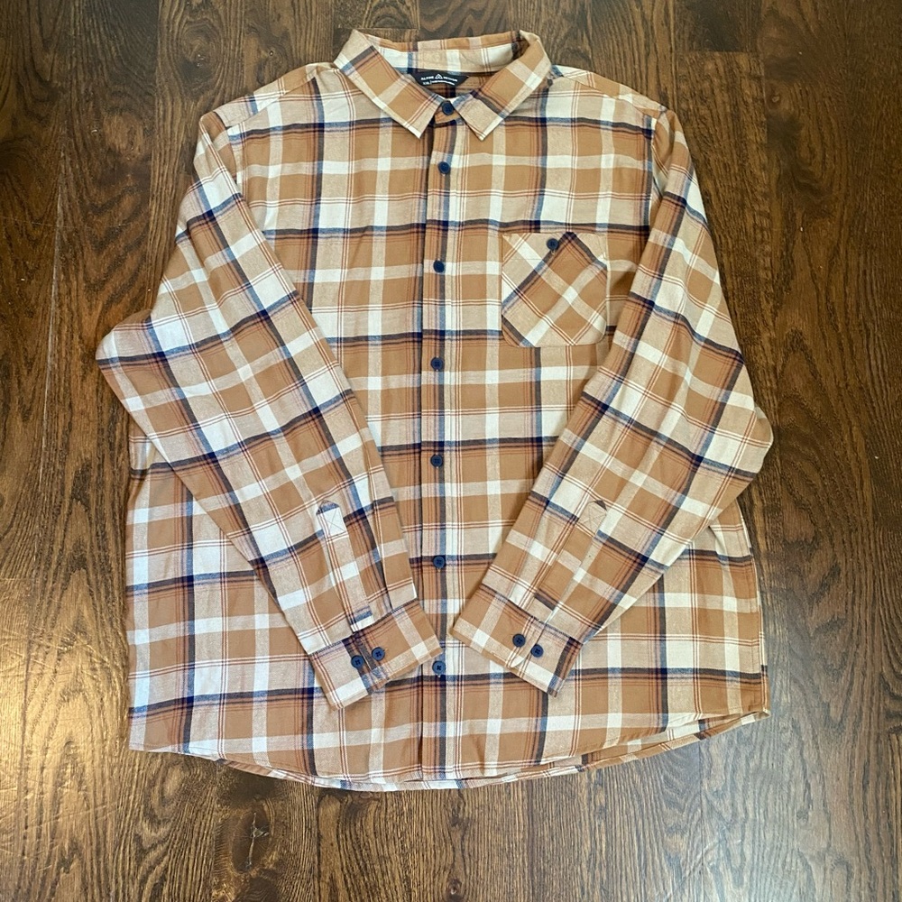 Alpine Design flannel shirt